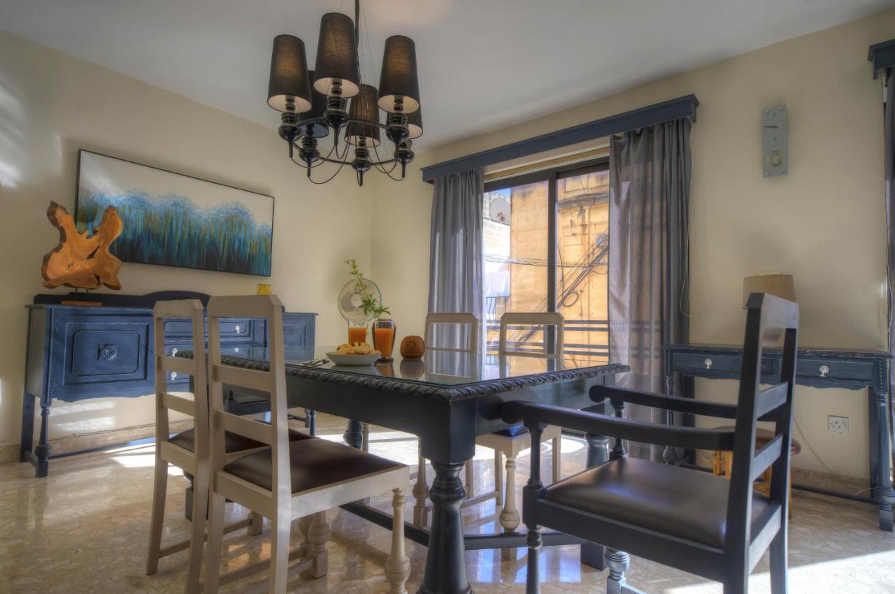 Large And Bright Apartment In The City Centre Goslm-2 Слима Экстерьер фото