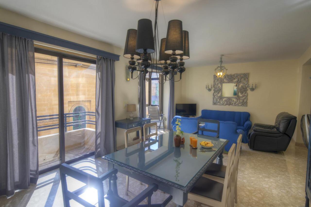 Large And Bright Apartment In The City Centre Goslm-2 Слима Экстерьер фото
