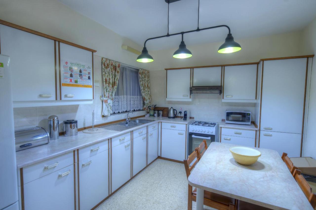 Large And Bright Apartment In The City Centre Goslm-2 Слима Экстерьер фото